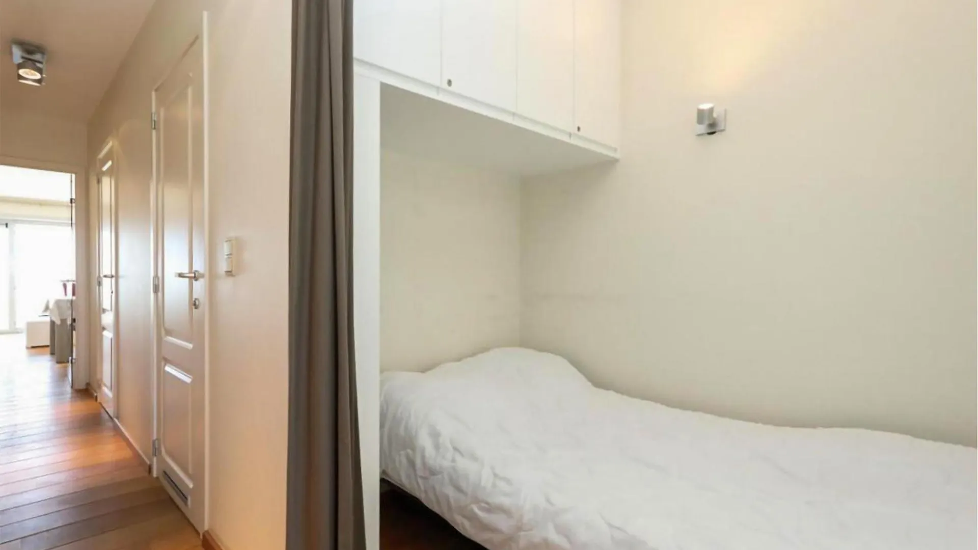 Апартаменты Residentie Zeezicht, Ref 104 Остенде